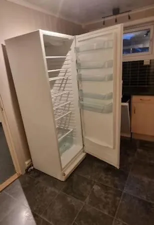 Sokkel-leilighet Med Naerhet Til Sentrum Og Hovden Skiheis * オップダール